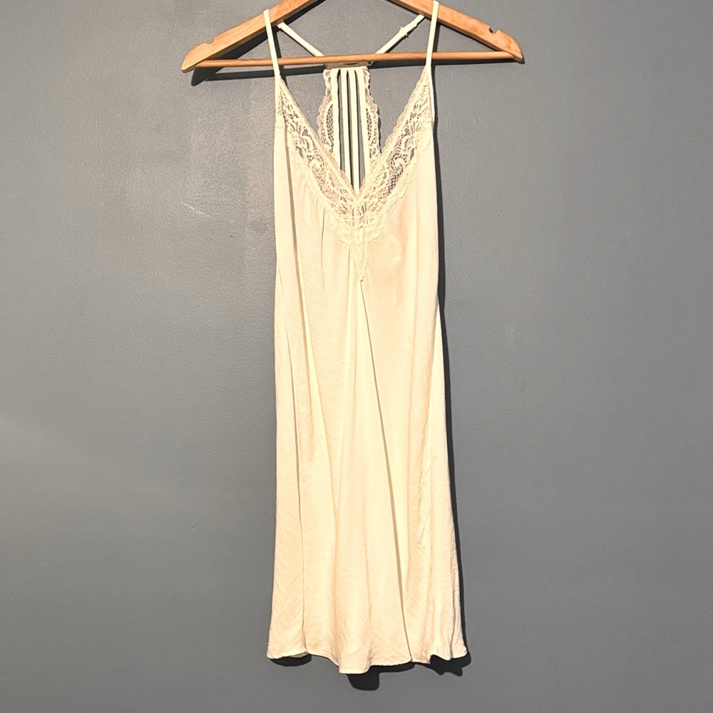 In Bloom White Bridal Lace Chemise